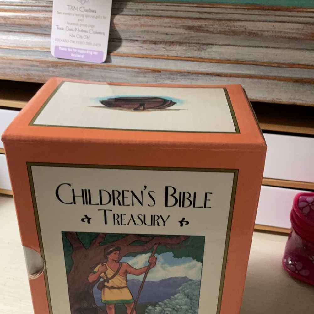 Children’s Bible Treadury book set